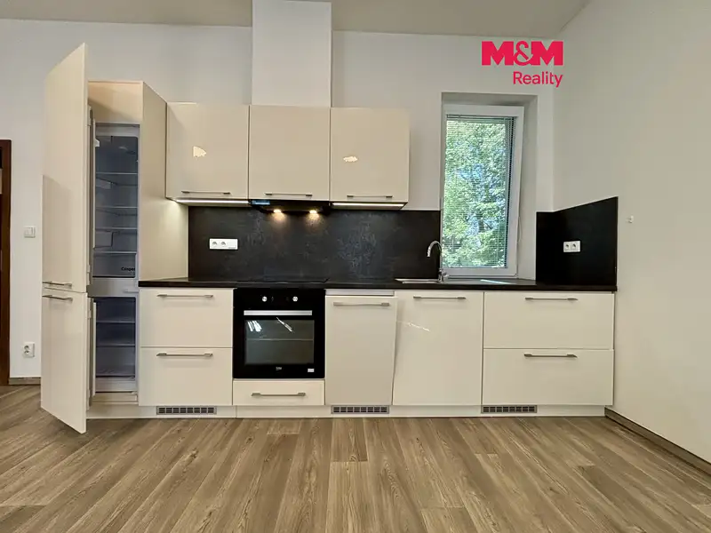Pronájem bytu 2+kk 64 m², Ostrava – náhled fotky 1