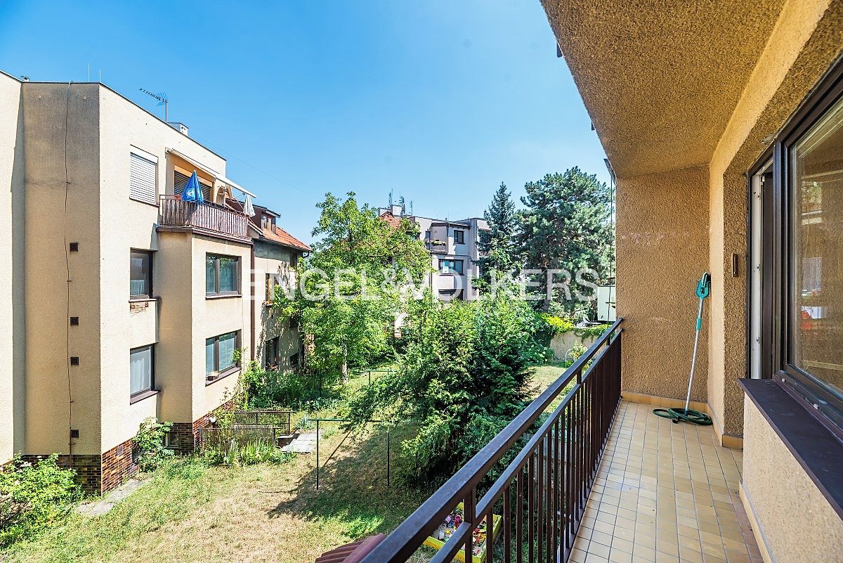 Pronájem bytu 4+kk 82 m² – fotografie 3