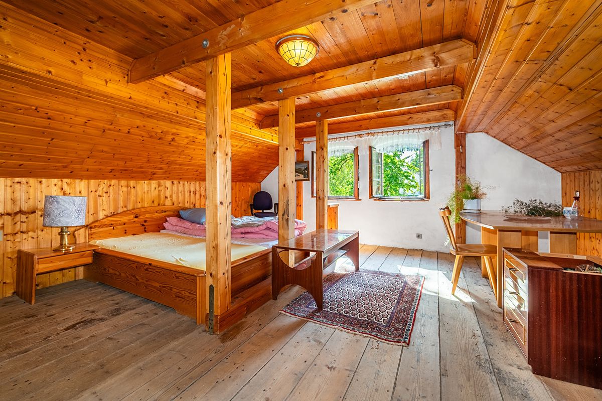 Prodej rodinného domu 173 m², pozemek 1384 m²
