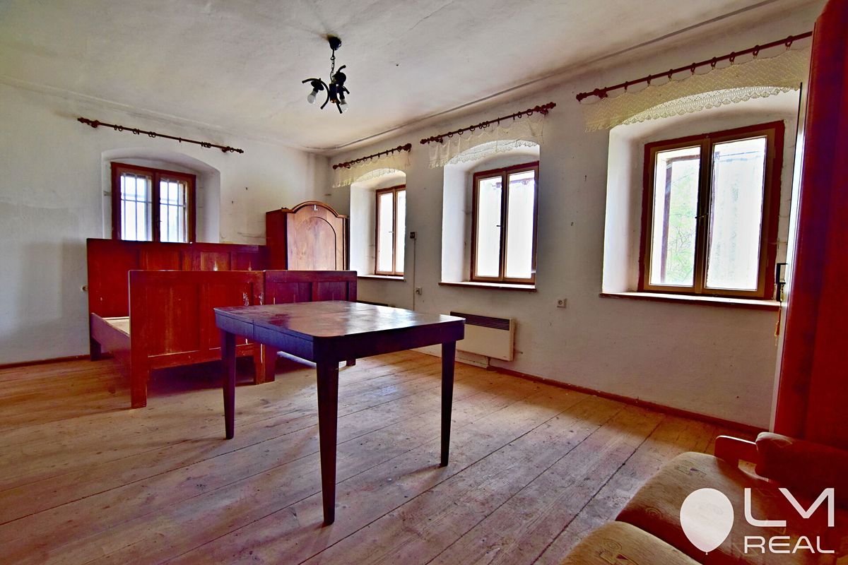 Prodej rodinného domu 90 m², pozemek 377 m² – fotografie 3