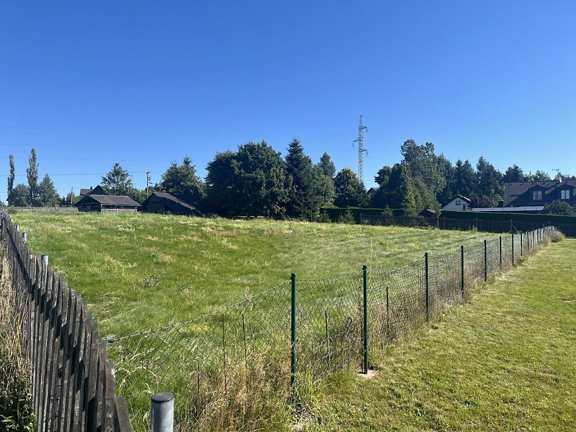 Prodej stavebního pozemku 1506 m² – fotografie 2