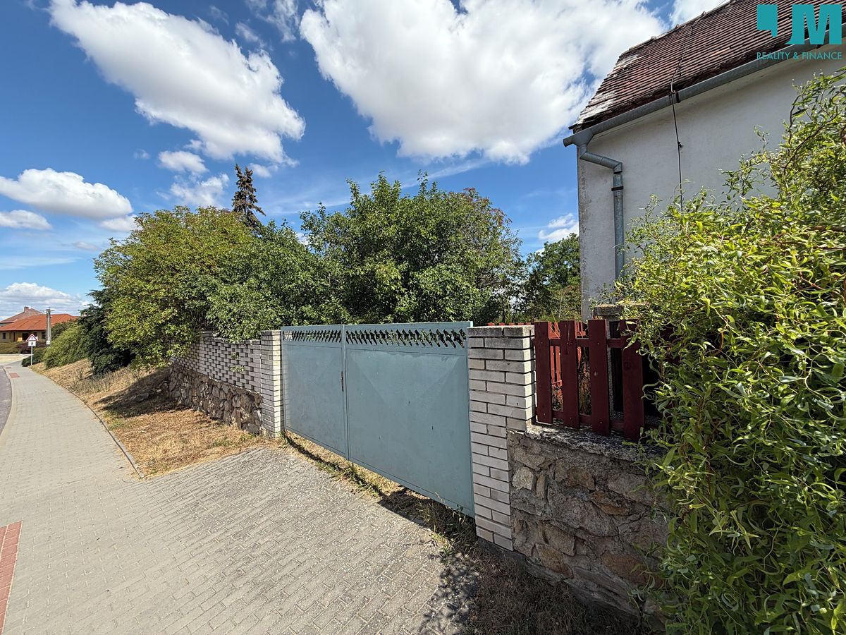 Prodej rodinného domu 120 m², pozemek 572 m² – fotografie 3