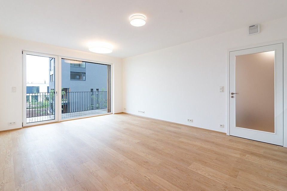Pronájem bytu 2+kk 65 m² – fotografie 2
