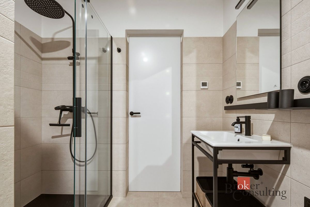 Pronájem bytu 1+kk 48 m² – fotografie 5