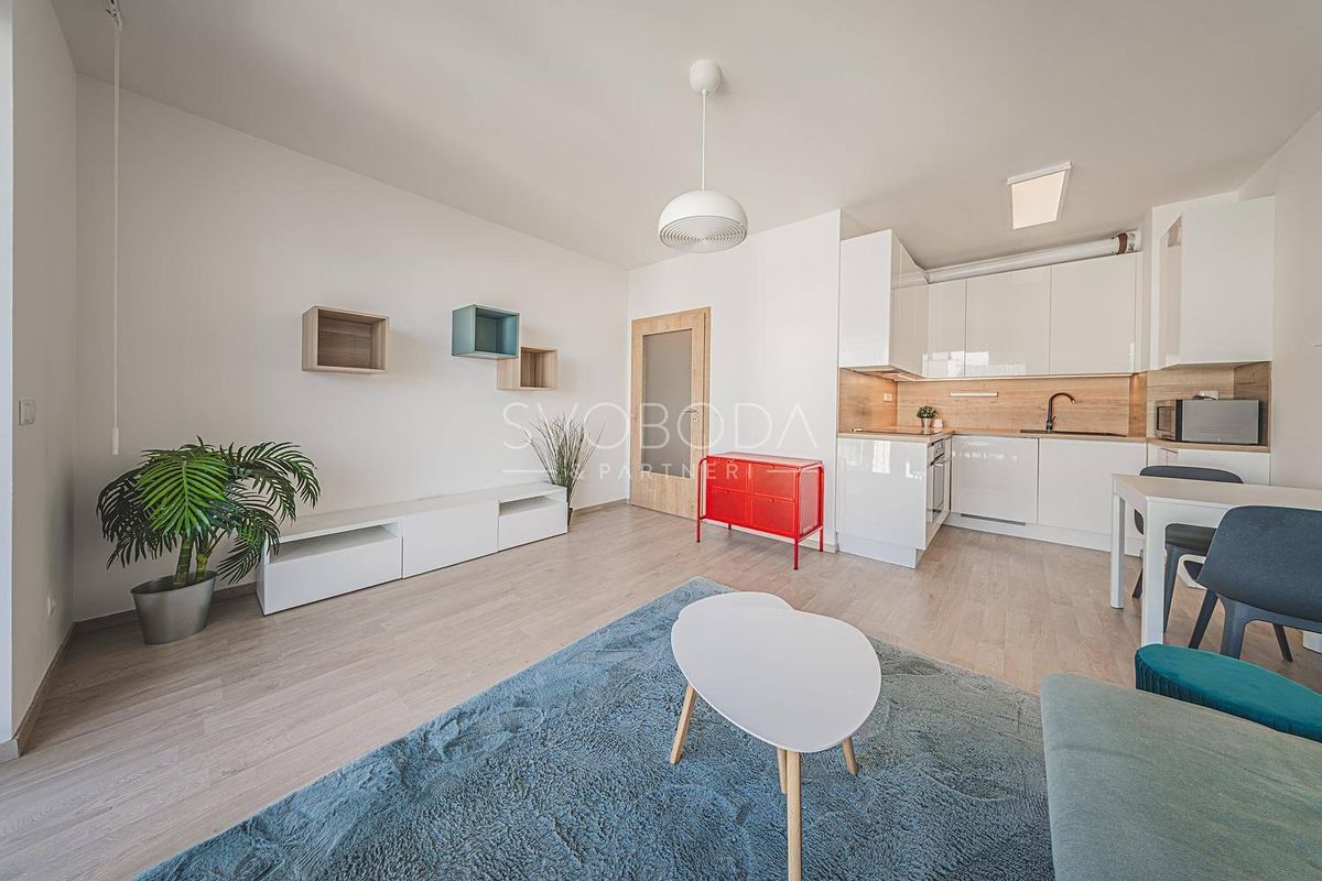 Pronájem bytu 2+kk 44 m² – fotografie 3
