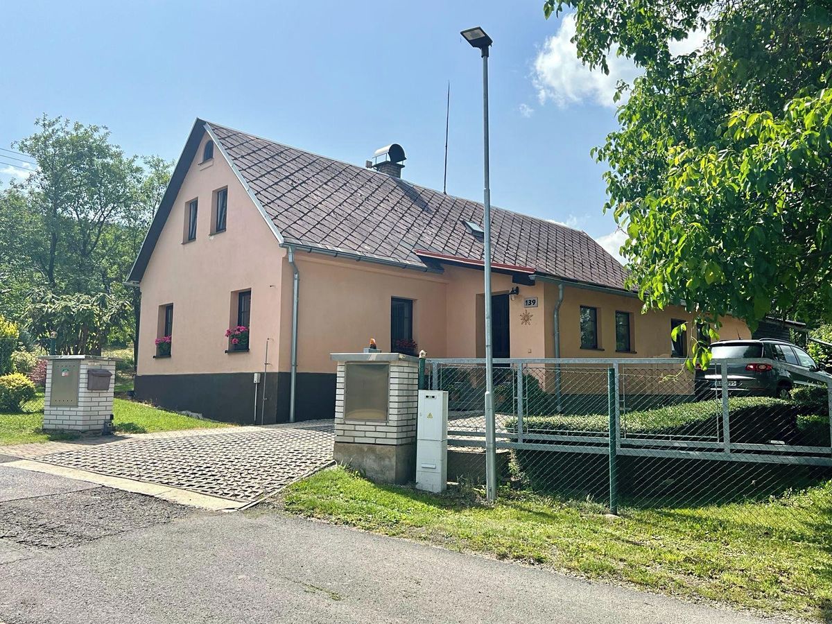 Prodej rodinného domu 163 m², pozemek 570 m²