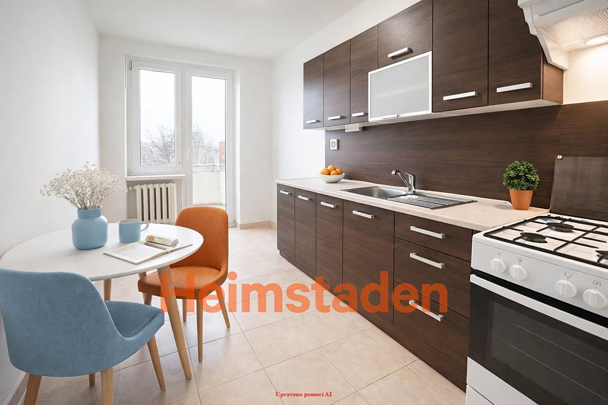 Pronájem bytu 3+1 69 m² – fotografie 2