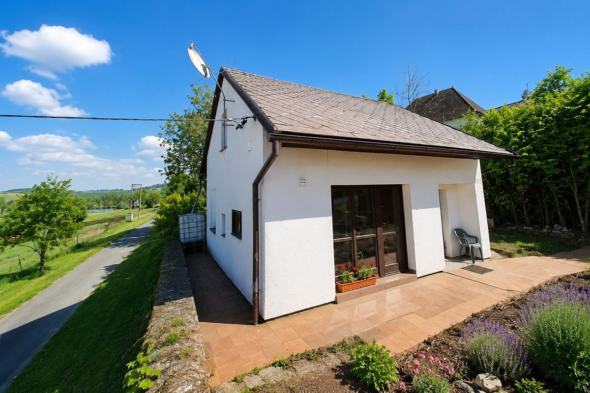 Prodej rodinného domu 80 m², pozemek 335 m² – fotografie 5