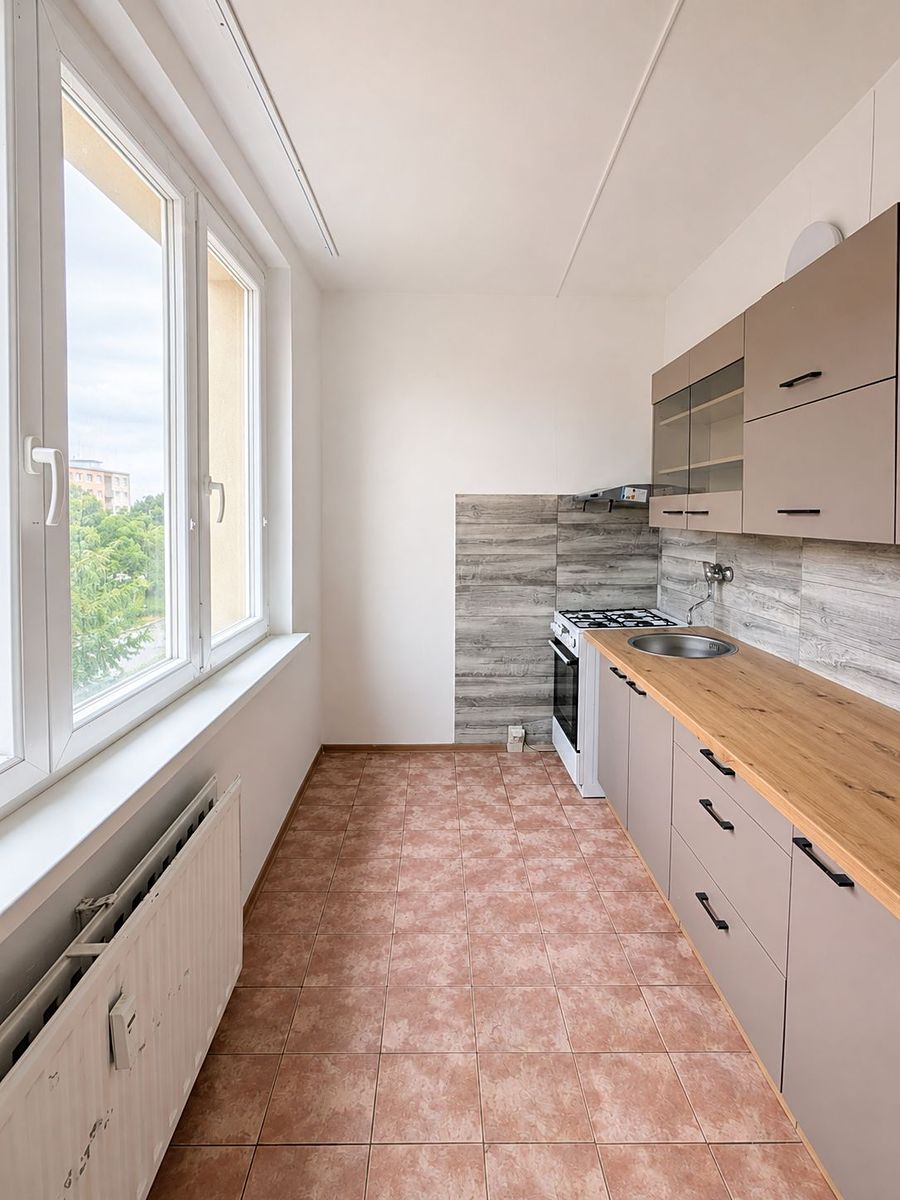 Pronájem bytu 2+1 51 m² – fotografie 2