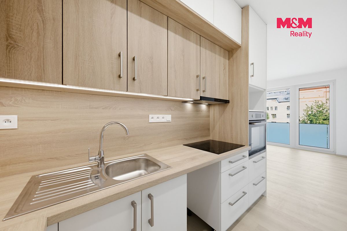 Pronájem bytu 2+kk 46 m² – fotografie 2