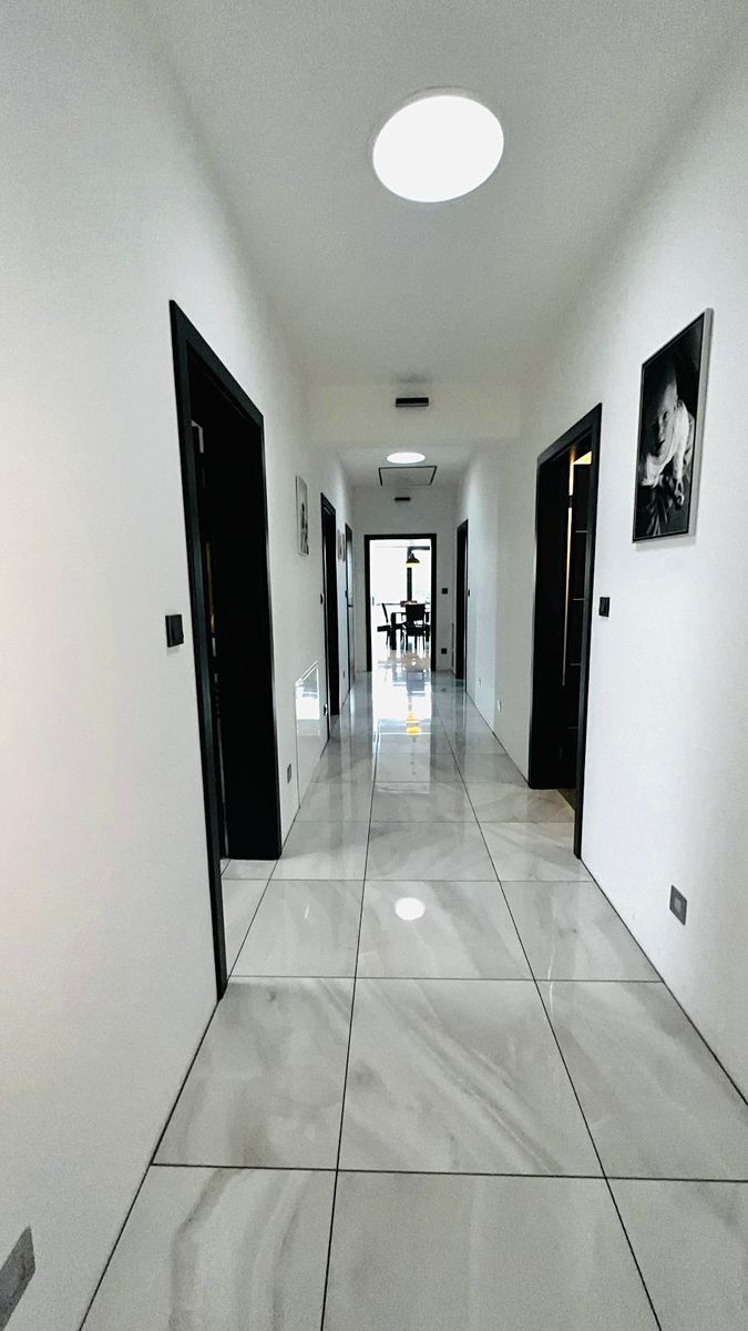 Prodej rodinného domu 147 m², pozemek 1000 m² – fotografie 3