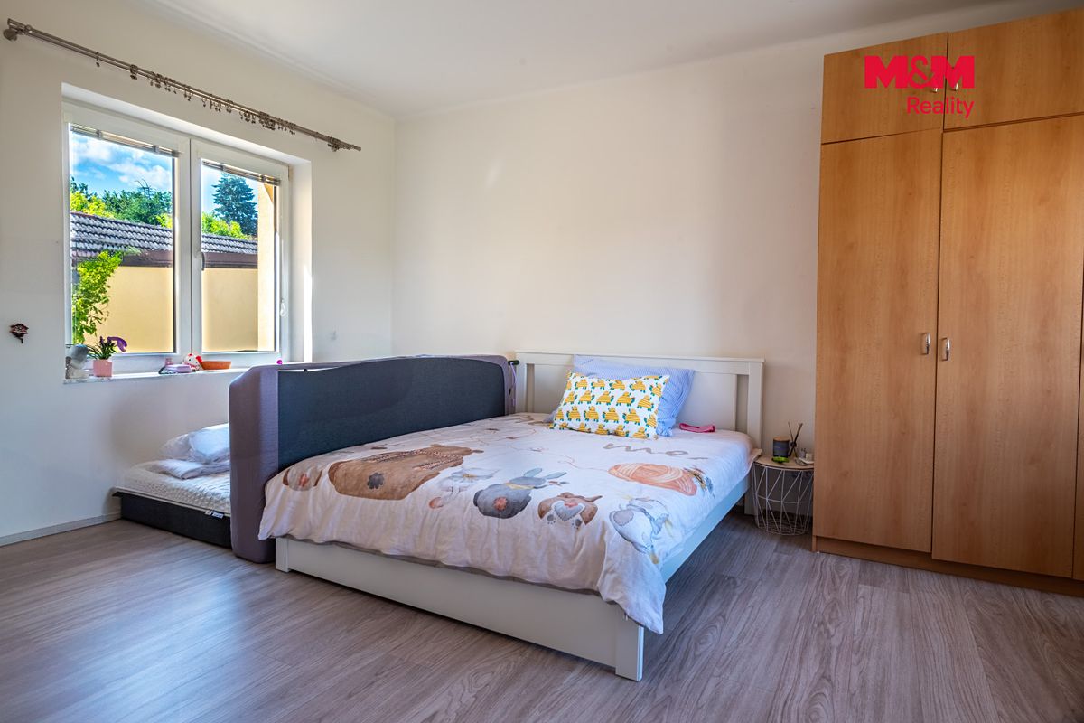 Prodej rodinného domu 160 m², pozemek 329 m² – fotografie 4