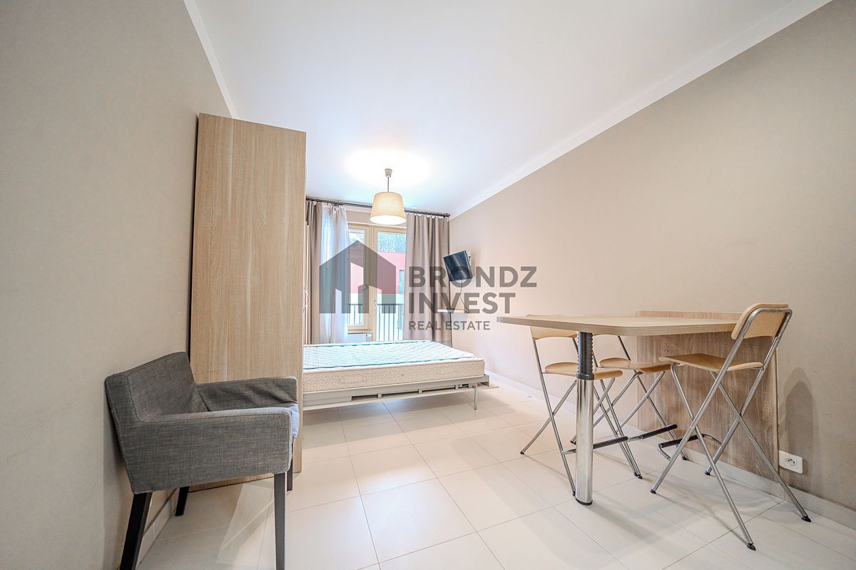 Pronájem bytu 1+kk 30 m² – fotografie 2