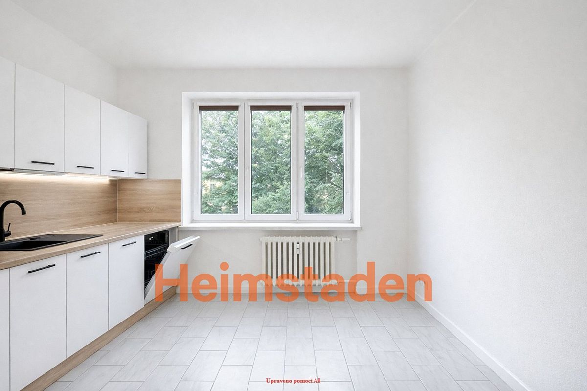 Pronájem bytu 4+1 95 m² – fotografie 4