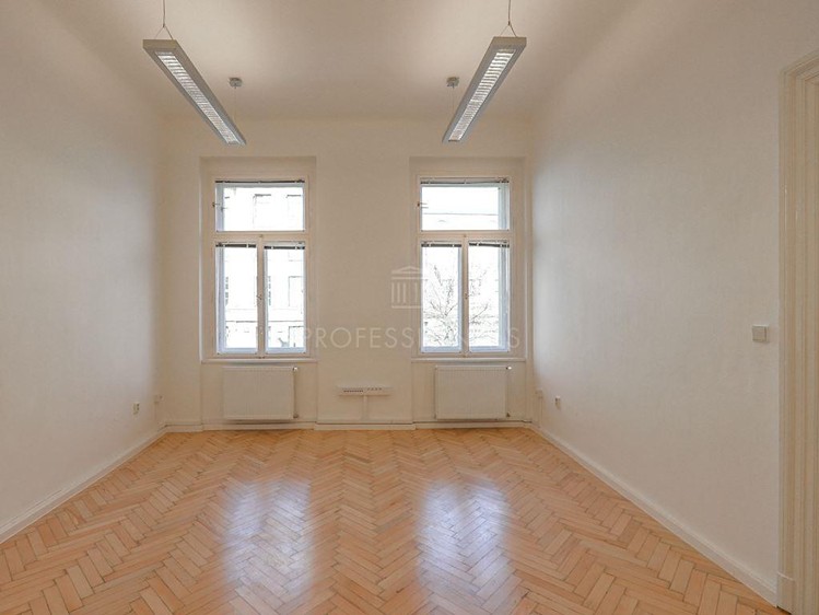 Комерційне приміщення в оренду, 104 м² (2 з 6)
