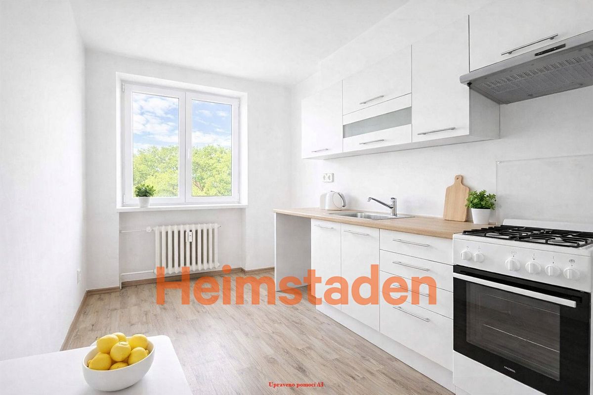 Pronájem bytu 1+1 36 m² – fotografie 2