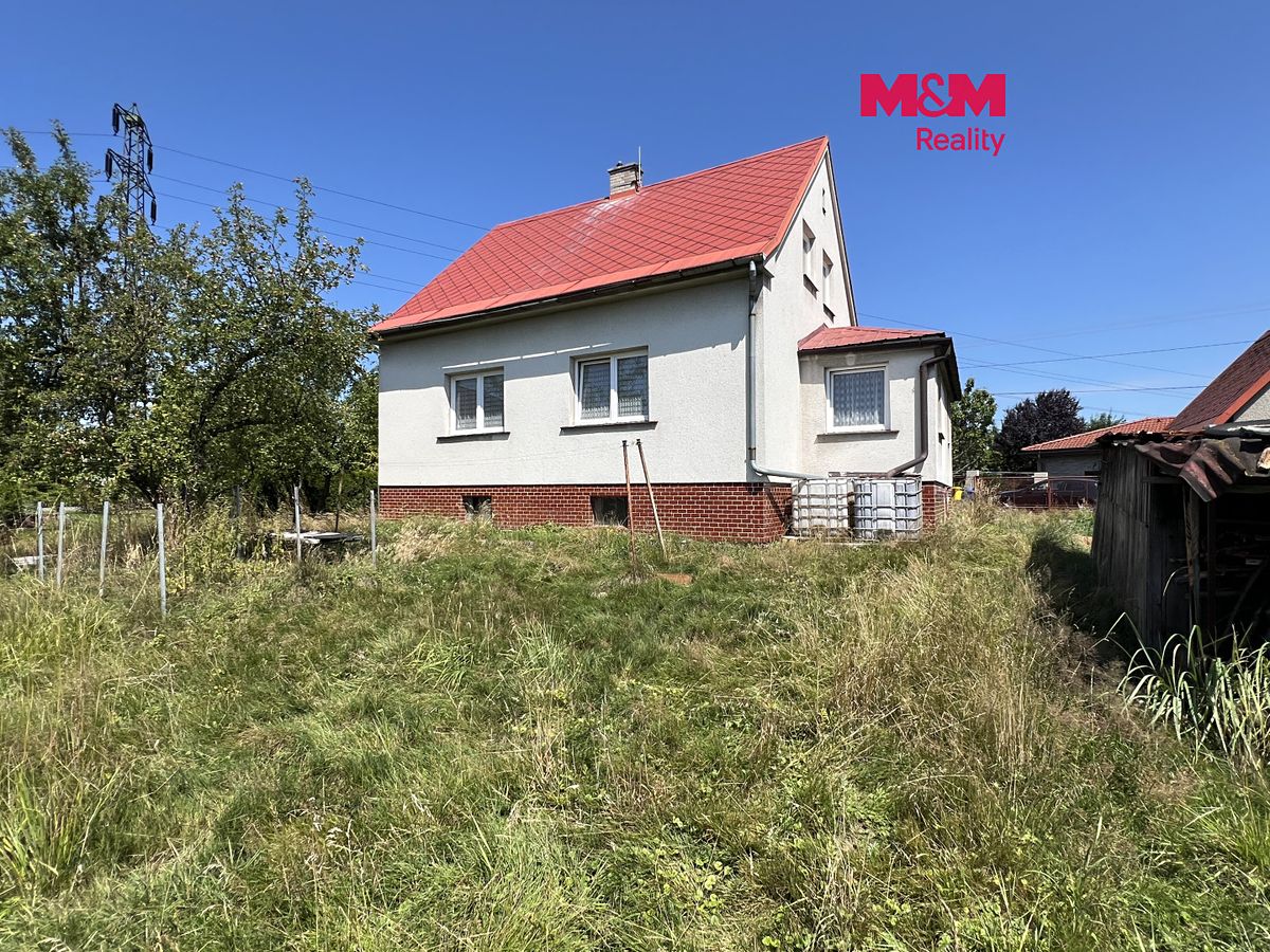 Prodej rodinného domu 200 m², pozemek 1050 m²