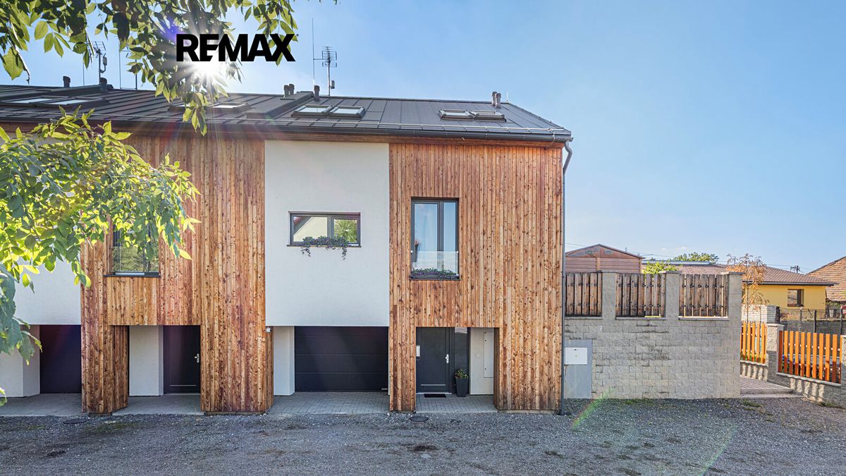 Prodej bytu 4+kk 179 m²