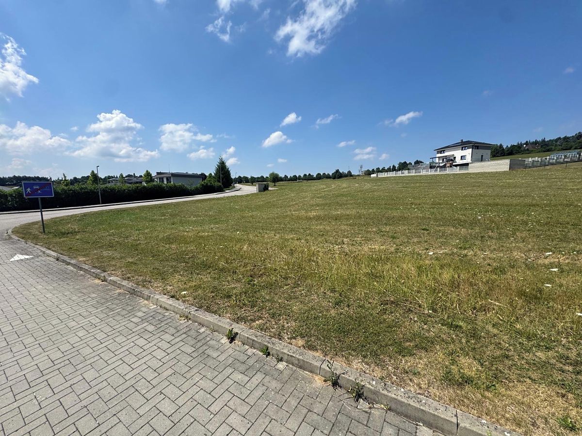 Prodej stavebního pozemku 2525 m² – fotografie 3