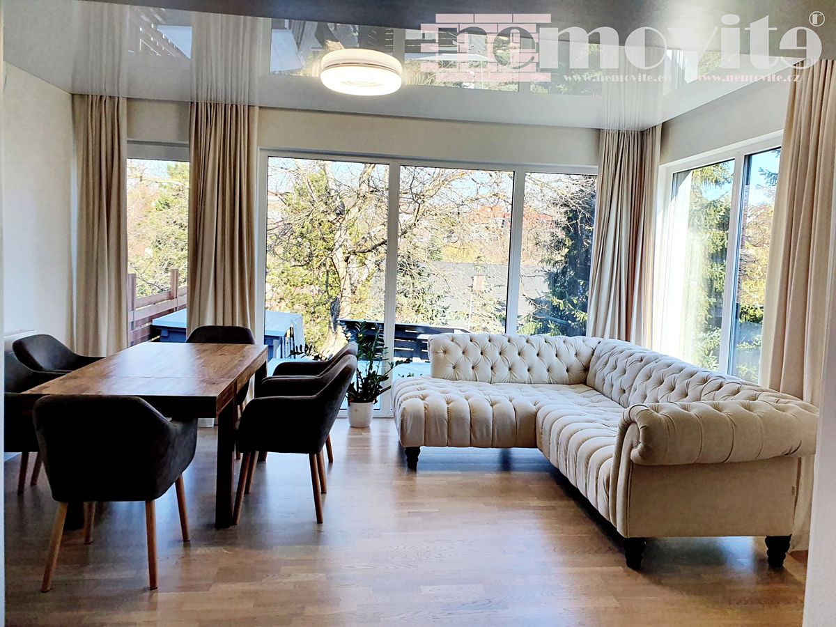 Prodej rodinného domu 179 m², pozemek 437 m² – fotografie 2