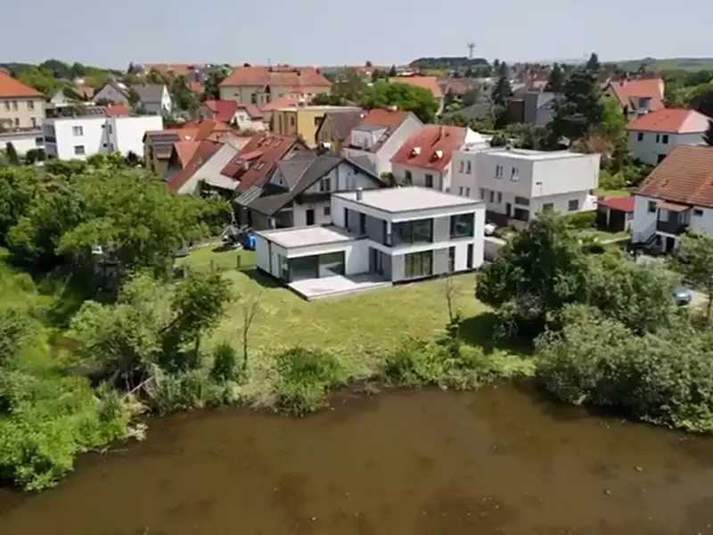 Prodej vily 237 m², pozemek 400 m², Praha – náhled fotky 3