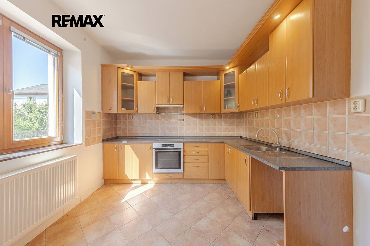 Prodej rodinného domu 87 m², pozemek 411 m² – fotografie 3