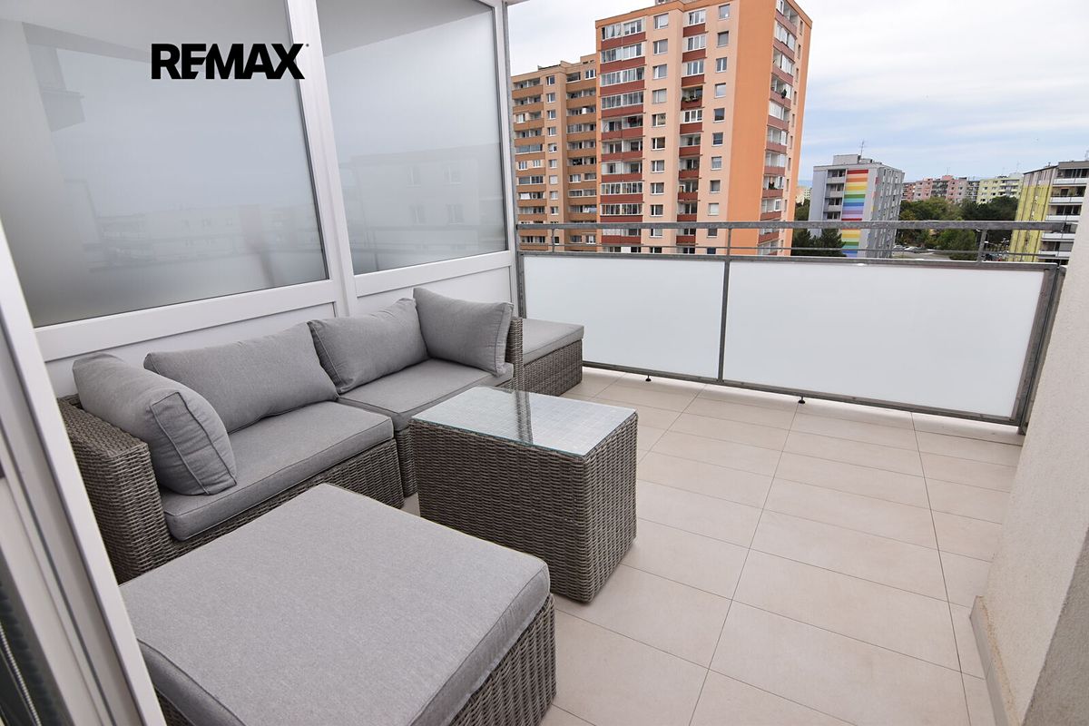 Pronájem bytu 2+kk 62 m²