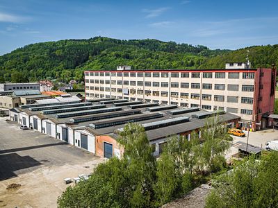 Pronájem skladového prostoru 2300 m²