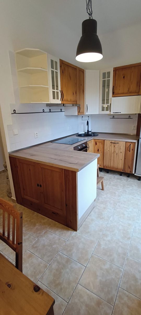 Pronájem bytu 2+1 45 m² – fotografie 3
