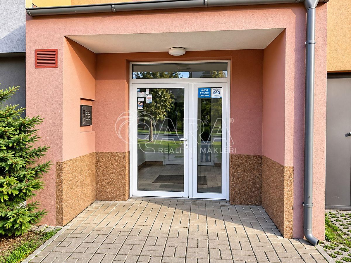 Prodej skladového prostoru 24 m² – fotografie 2