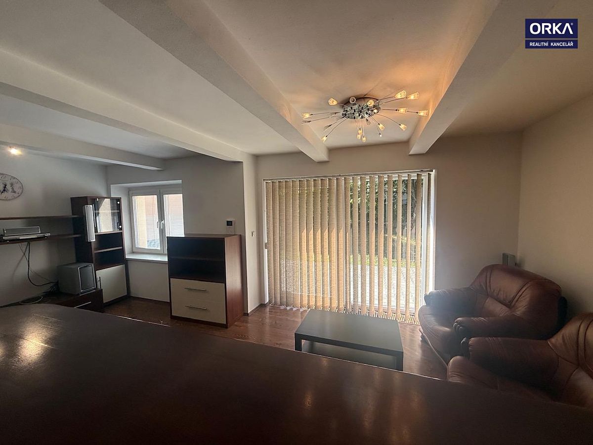 Pronájem bytu 3+kk 84 m² – fotografie 3