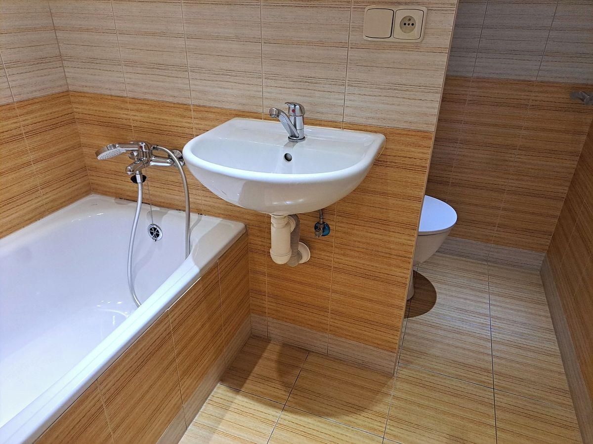 Pronájem bytu 1+kk 29 m² – fotografie 2