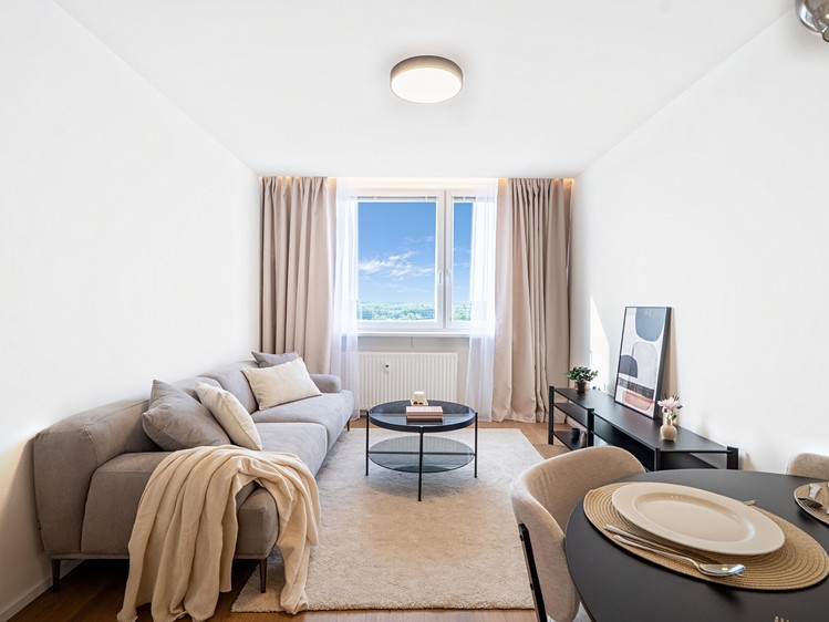 Prodej bytu 2+kk, 43 m² (2 z 16)