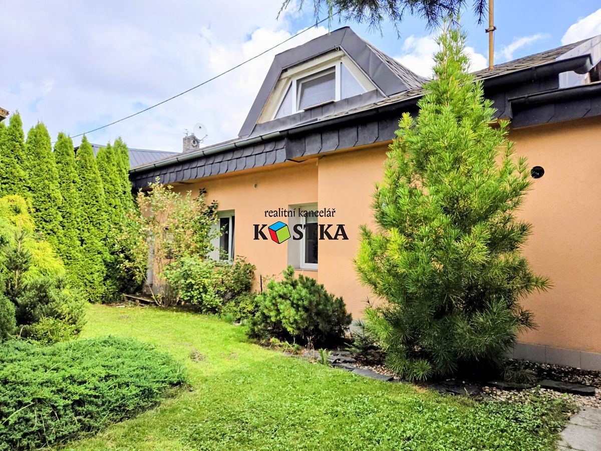 Prodej rodinného domu 100 m², pozemek 731 m²