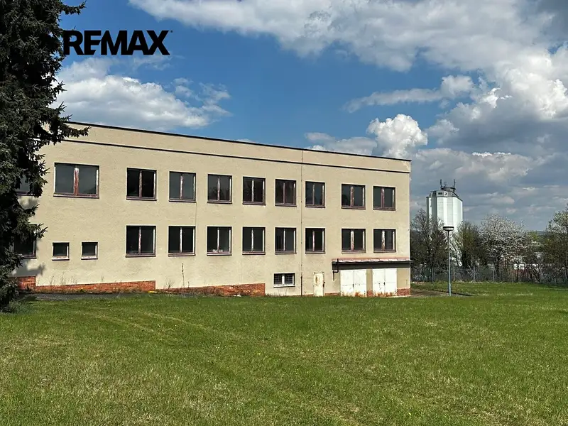 Prodej činžovního domu 778 m², Velké Hydčice – náhled fotky 2