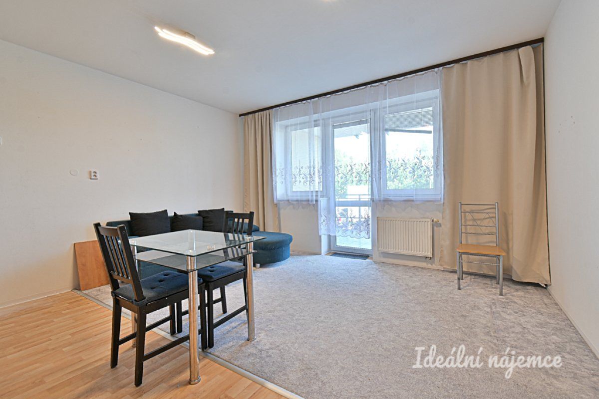 Pronájem bytu 2+kk 55 m² – fotografie 3