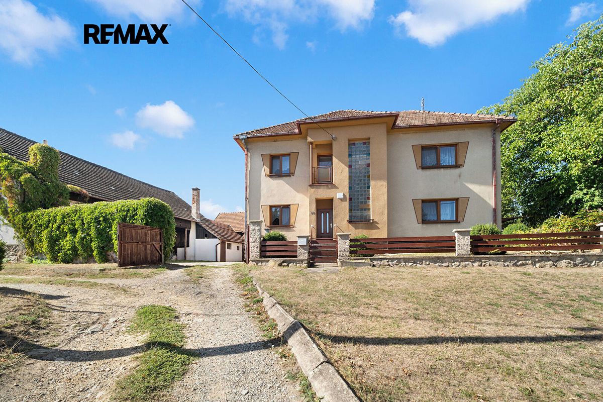 Prodej vícegeneračního domu 260 m², pozemek 4842 m² – fotografie 2