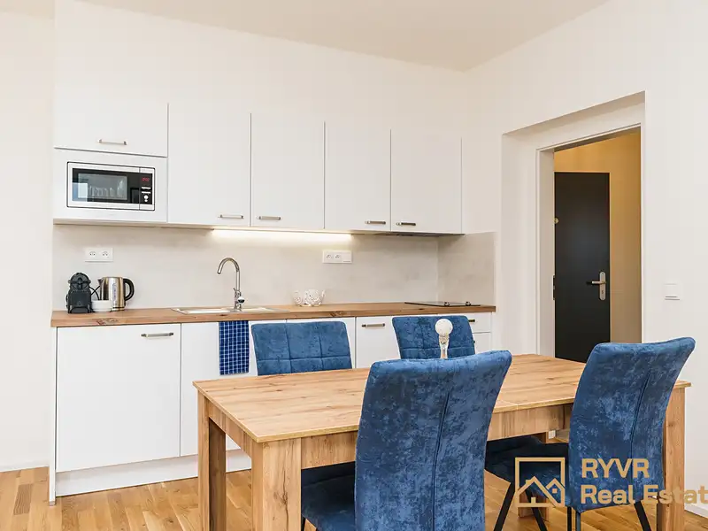 Prodej bytu 1+kk 37 m², Loučná pod Klínovcem – náhled fotky 3