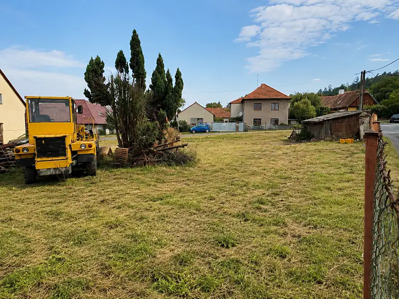 Prodej stavebního pozemku 644 m², Semtěš – náhled fotky 1