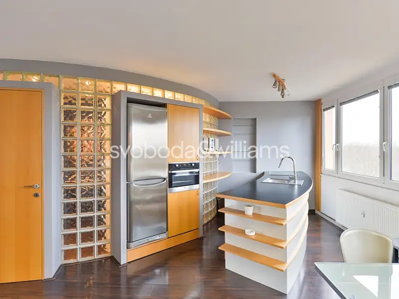 Pronájem bytu 2+kk 64 m², Praha – náhled fotky 2