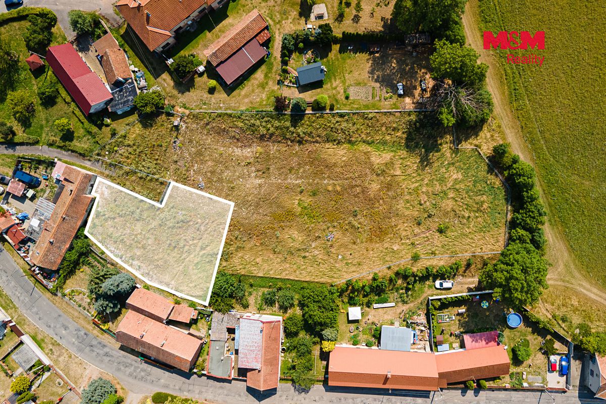 Prodej stavebního pozemku 812 m² – fotografie 3