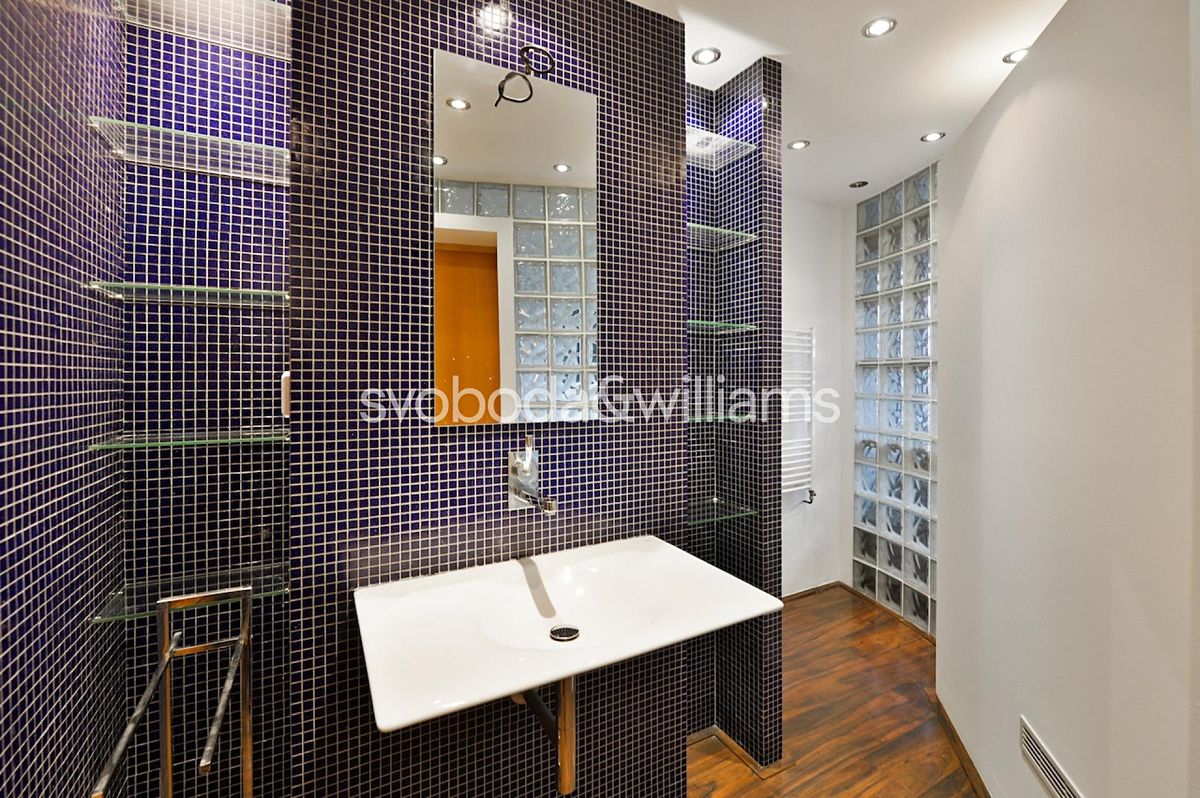 Pronájem bytu 2+kk 64 m² – fotografie 5