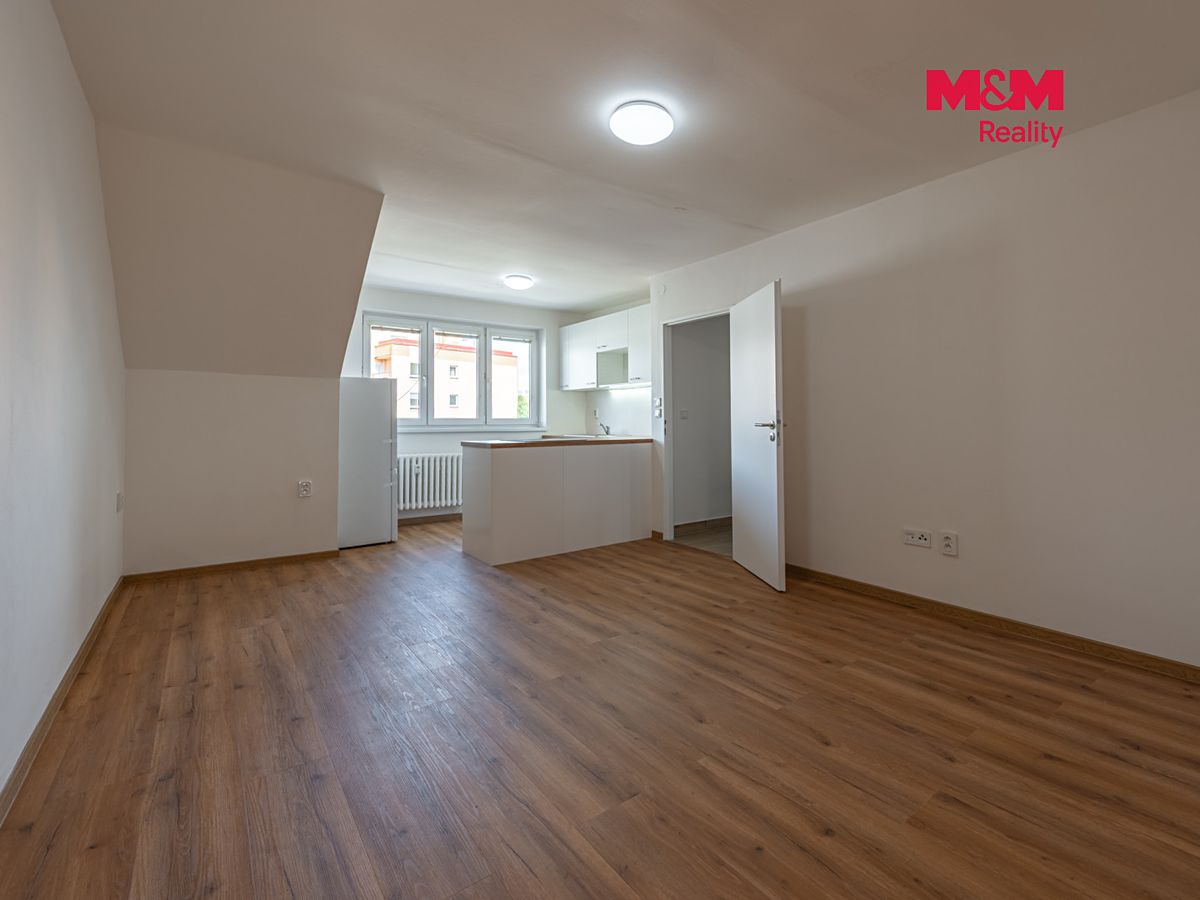 Pronájem bytu 3+kk 82 m² – fotografie 5