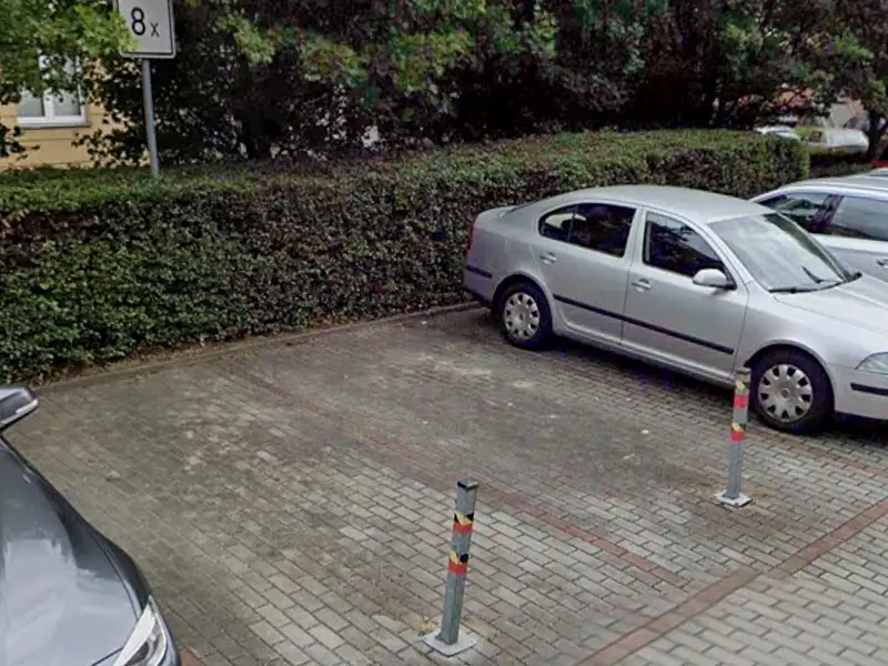 Pronájem garážového stání 13 m², Praha – náhled fotky 3