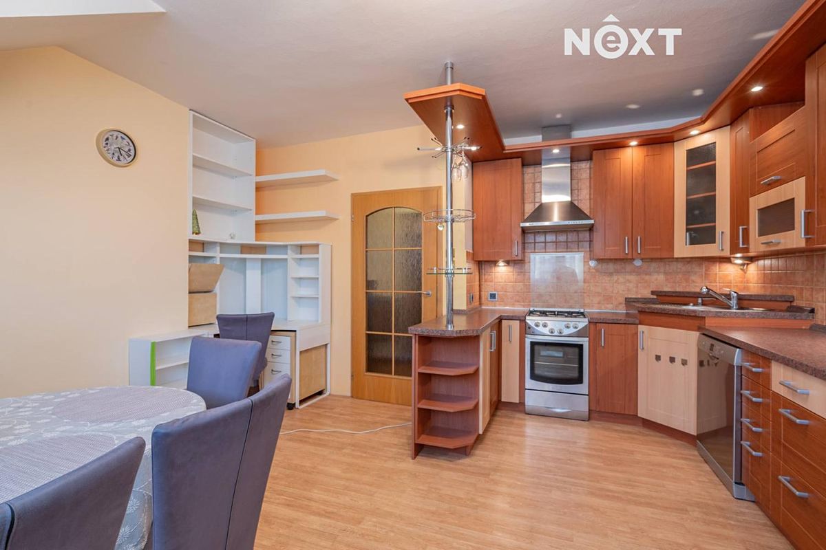 Prodej bytu 2+1 80 m² – fotografie 2