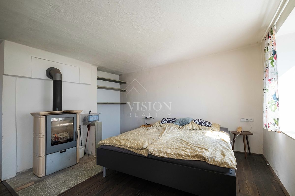 Prodej rodinného domu 90 m², pozemek 589 m² – fotografie 4