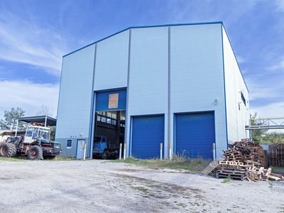 Pronájem skladového prostoru 1064 m²