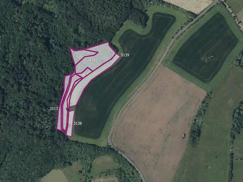 Prodej pole 28333 m², Kostomlaty pod Milešovkou – náhled fotky 1