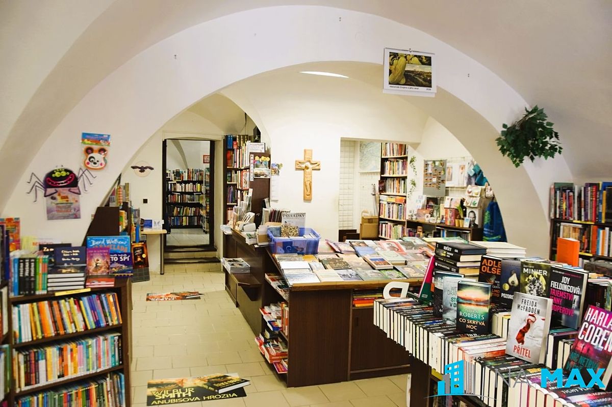 Prodej rodinného domu 350 m², pozemek 291 m² – fotografie 4