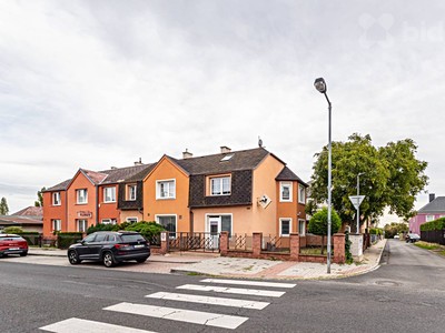 Будинок на продаж, 285 м² (2 з 38)